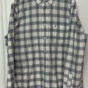 Nautica Men's Cotton Plaid Button-Down Shirt